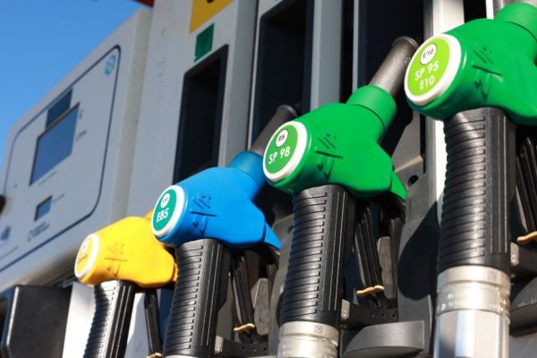 10 conseils pratiques pour réduire les coûts de carburant dans le transport routier